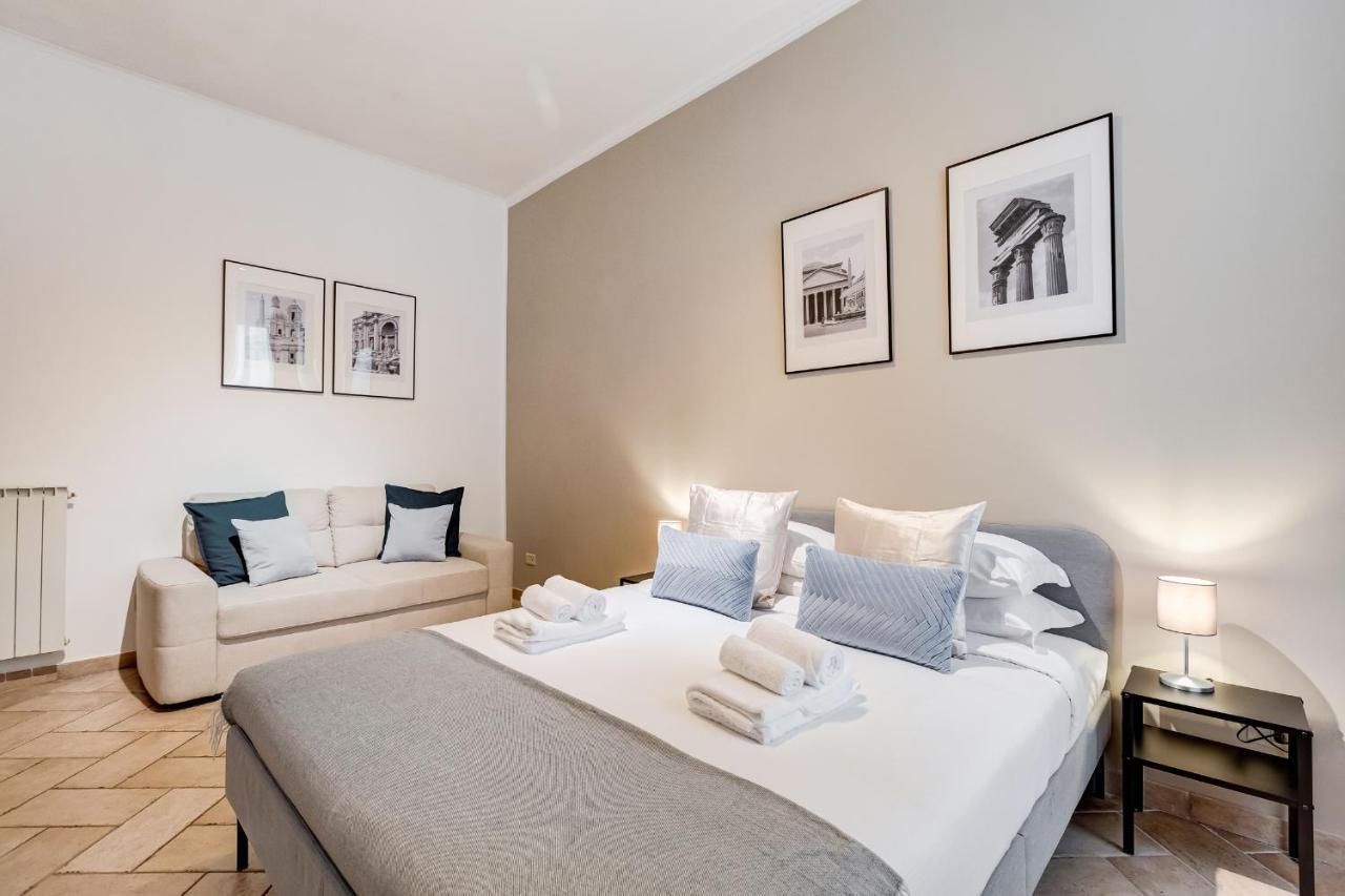 Pantheon Boutique Apartment "La Dolce Vita" Rome Buitenkant foto